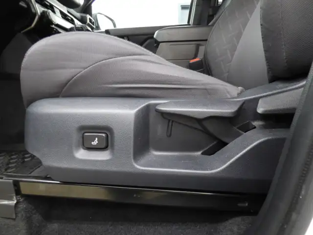 2025 TOYOTA TACOMA SR5 DOUBLE CAB 4X4, AUTO, COMME NEUF!! - Photo 17