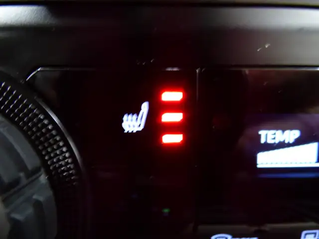 2025 TOYOTA TACOMA SR5 DOUBLE CAB 4X4, AUTO, COMME NEUF!! - Photo 18