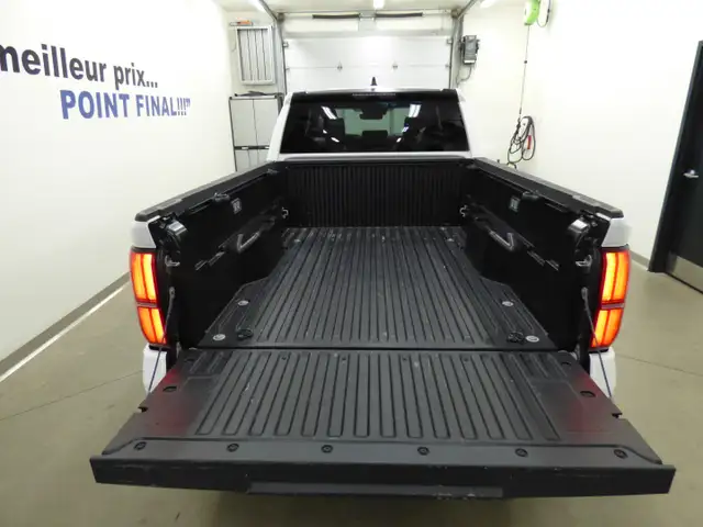 2025 TOYOTA TACOMA SR5 DOUBLE CAB 4X4, AUTO, COMME NEUF!! - Photo 31