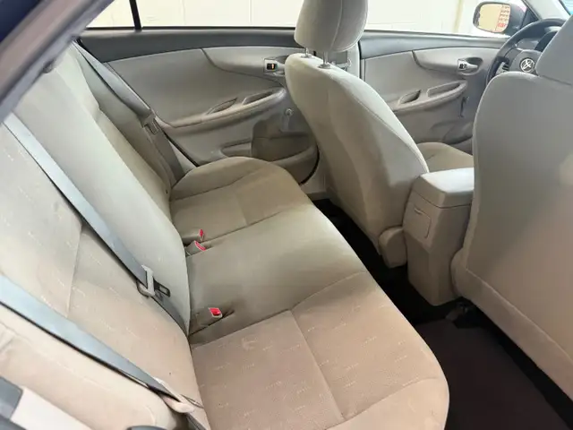 2012 Toyota Corolla CE - Photo 7