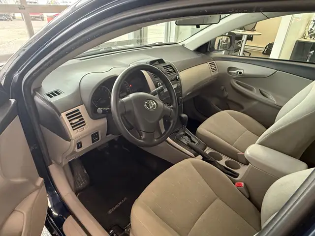 2012 Toyota Corolla CE - Photo 10