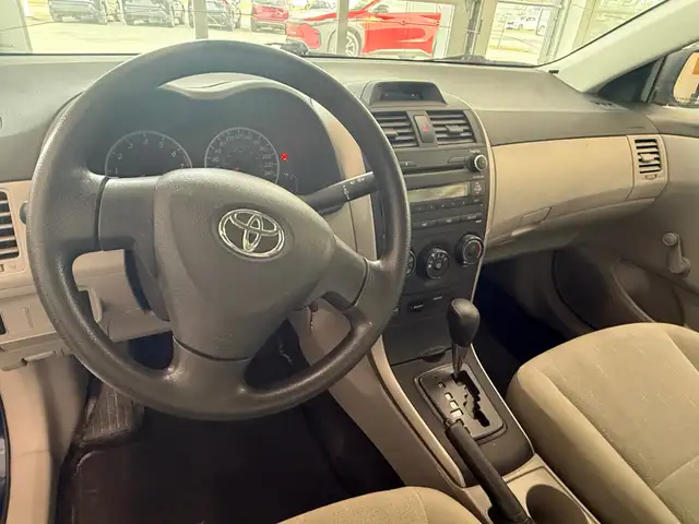2012 Toyota Corolla CE - Photo 11