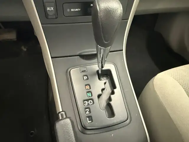 2012 Toyota Corolla CE - Photo 12