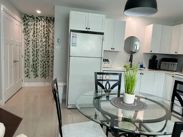 1 Chambre dispo. étudiante dans 4 1/2 tout inclus clé en main. - Photo 5