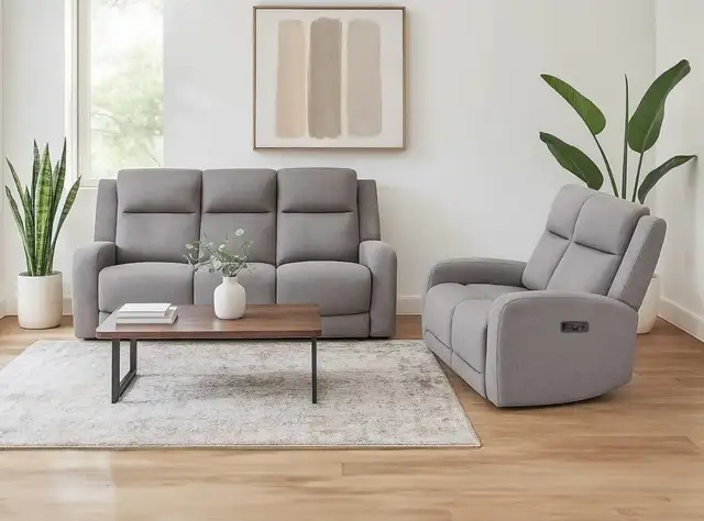 Hyde Park Reclining Sofa - Photo 3