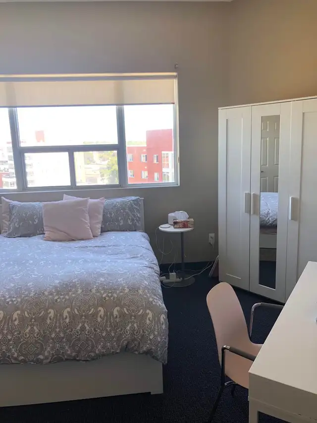 Spacious Rooms. Smart Pricing. Just Steps to WLU (Science Bldg). - Photo 8