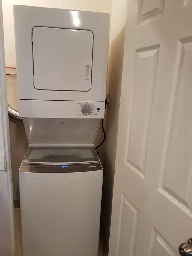 1640 Ontario St., 2 bedroom apartment avail. call 519-566-8228 - Photo 9