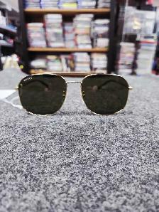 Lunettes de soleil Gucci neuve