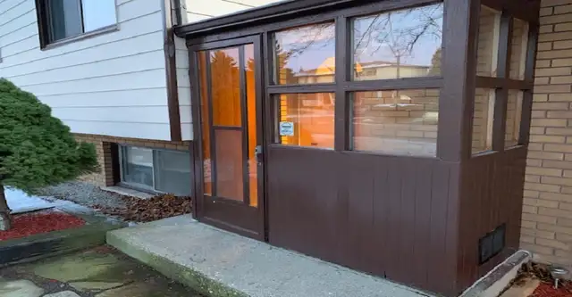 Room - Basement - FEMALE only - Mohawk - St-Jo Hosp - NOW - Photo 3