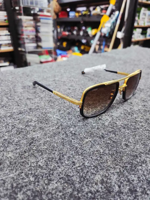 Lunettes de soleil Dita - Photo 2