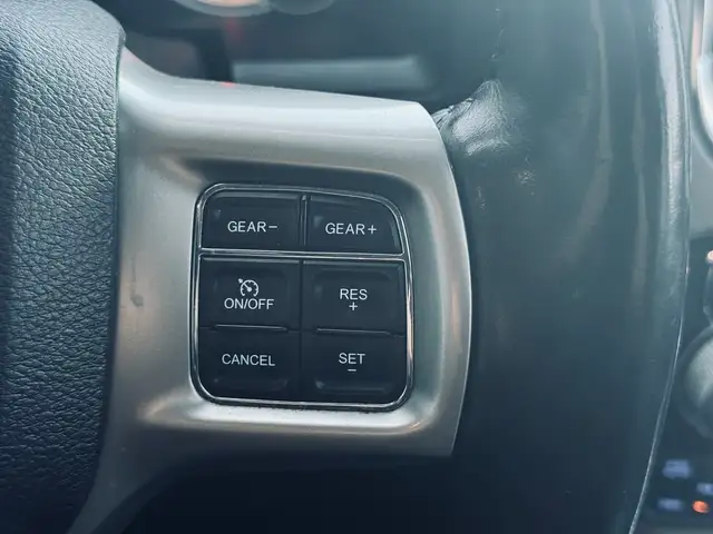 2016 Ram 1500 4WD Crew Cab 140.5' Laramie DIESEL - Photo 17