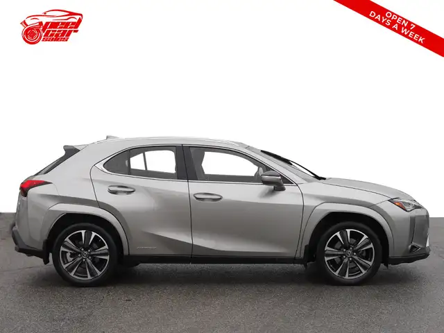 2022 Lexus UX 250H Luxury, BSM, Adaptive Cruise Control, Apple C - Photo 6