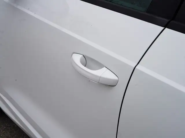 2021 Audi Q3 40 Komfort, Panoramic roof, Leather seats, Cruise C - Photo 8