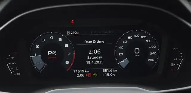 2021 Audi Q3 40 Komfort, Panoramic roof, Leather seats, Cruise C - Photo 13