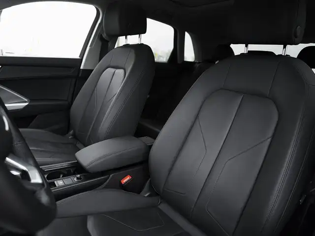 2021 Audi Q3 40 Komfort, Panoramic roof, Leather seats, Cruise C - Photo 19