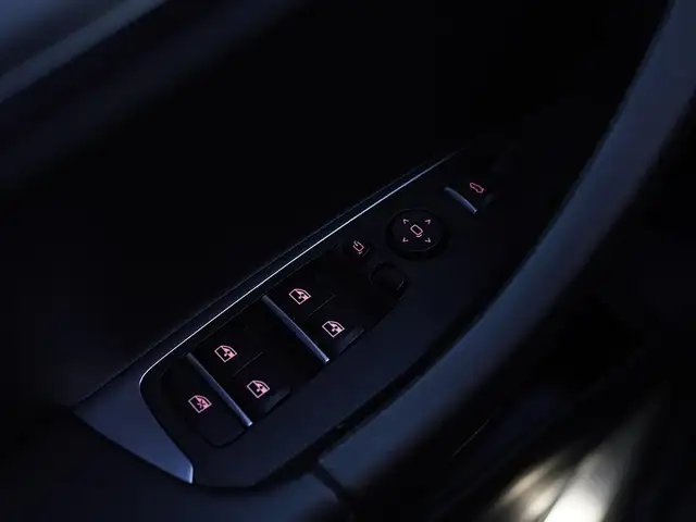 2020 BMW X3 xDrive30i, Panoramic Roof, Premium Essential Package - Photo 13