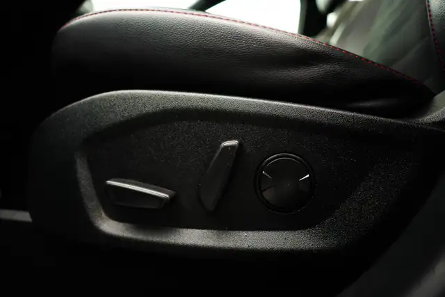 2022 Ford Edge ST Line | 12' LCD TOUCHSCREEN | PANORAMIC ROOF | - Photo 15