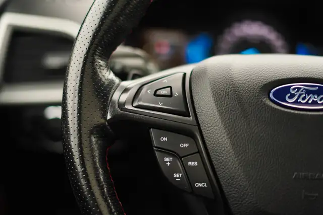 2022 Ford Edge ST Line | 12' LCD TOUCHSCREEN | PANORAMIC ROOF | - Photo 18