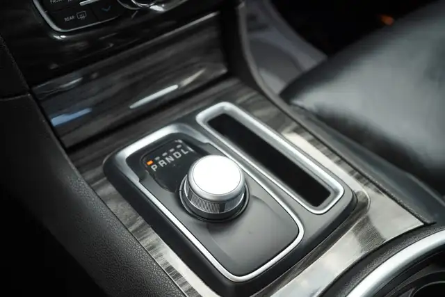 2022 Chrysler 300 Touring L | LEATHER |KEYLESS | - Photo 21