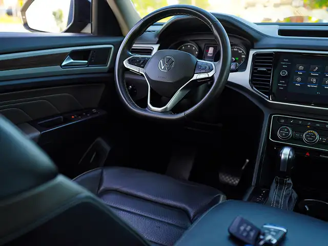 2021 Volkswagen Atlas Highline, Remote starter, Towing Package, - Photo 15