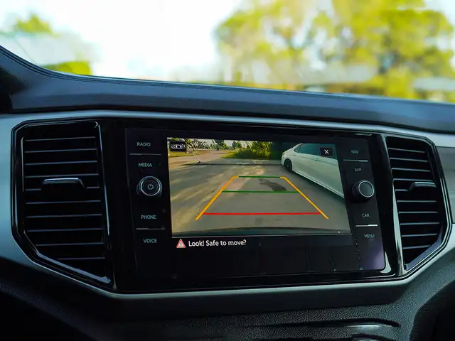 2021 Volkswagen Atlas Highline, Remote starter, Towing Package, - Photo 22