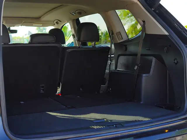 2021 Volkswagen Atlas Highline, Remote starter, Towing Package, - Photo 38