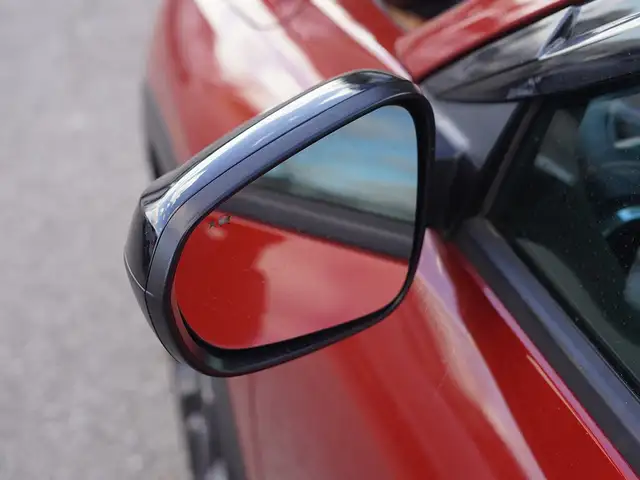 2024 Chevrolet Trax 2RS, Cruise Control, Apple Car play, Remote - Photo 9