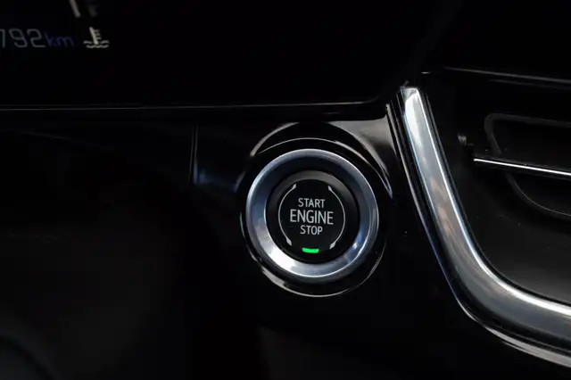 2024 Chevrolet Trax 2RS, Cruise Control, Apple Car play, Remote - Photo 22