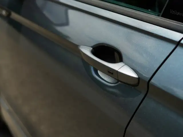 2022 Volkswagen Tiguan Comfortline R-Line Black Edition, Adaptiv - Photo 7