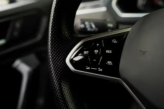 2022 Volkswagen Tiguan Comfortline R-Line Black Edition, Adaptiv - Photo 15