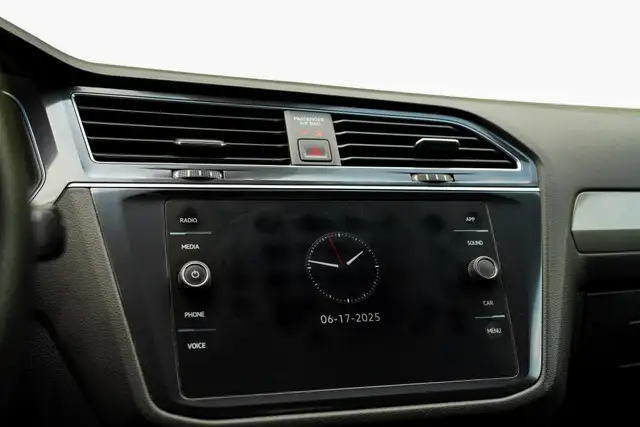 2022 Volkswagen Tiguan Comfortline R-Line Black Edition, Adaptiv - Photo 19