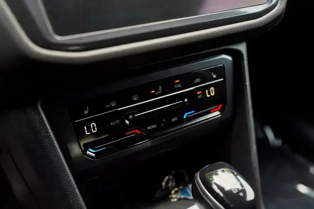 2022 Volkswagen Tiguan Comfortline R-Line Black Edition, Adaptiv - Photo 21