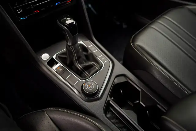 2022 Volkswagen Tiguan Comfortline R-Line Black Edition, Adaptiv - Photo 23