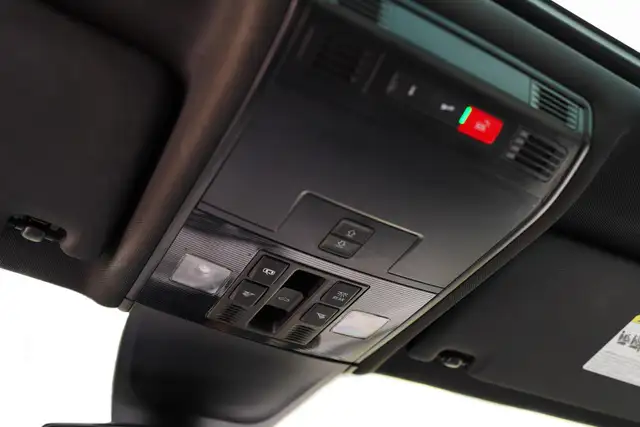 2022 Volkswagen Tiguan Comfortline R-Line Black Edition, Adaptiv - Photo 25