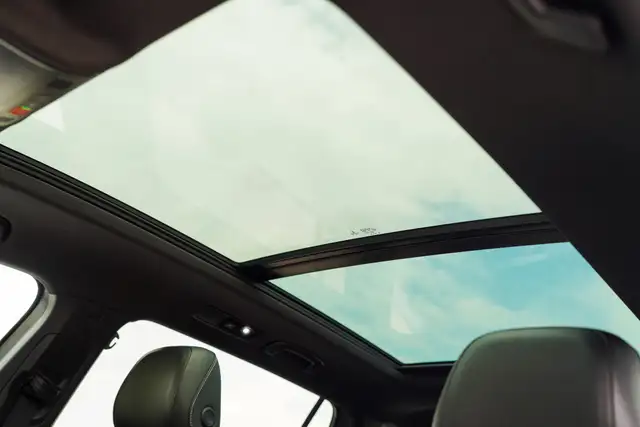 2022 Volkswagen Tiguan Comfortline R-Line Black Edition, Adaptiv - Photo 26