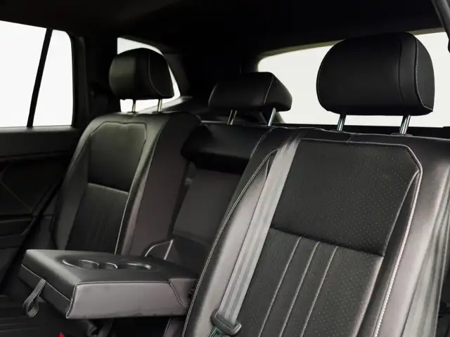 2022 Volkswagen Tiguan Comfortline R-Line Black Edition, Adaptiv - Photo 28