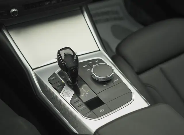 2020 BMW 3 Series 330i, Remote Starter, Sunroof, Summer & Winter - Photo 24