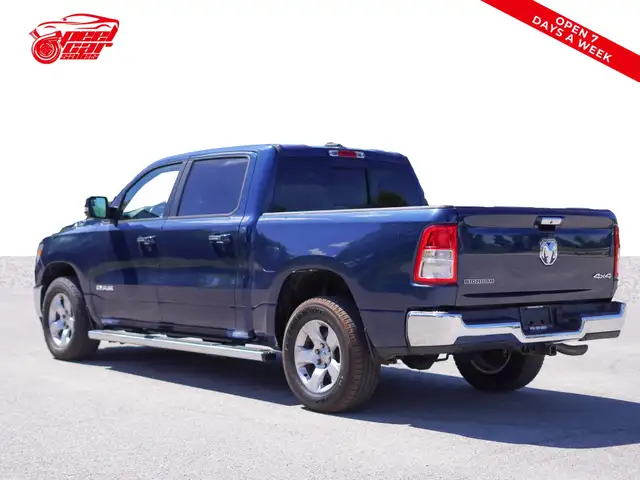 2019 Ram 1500 Big Horn Crew Cab, Towing Package, Remote starter. - Photo 5