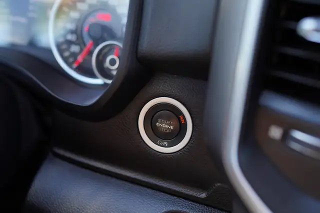 2019 Ram 1500 Big Horn Crew Cab, Towing Package, Remote starter. - Photo 24