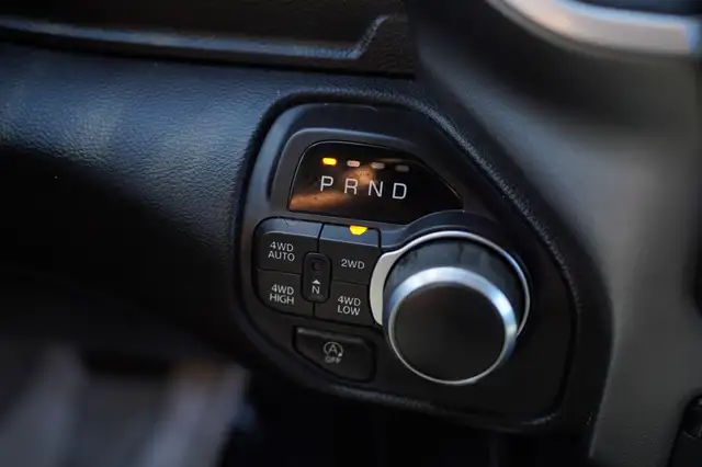 2019 Ram 1500 Big Horn Crew Cab, Towing Package, Remote starter. - Photo 28