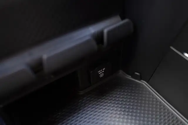 2019 Ram 1500 Big Horn Crew Cab, Towing Package, Remote starter. - Photo 37