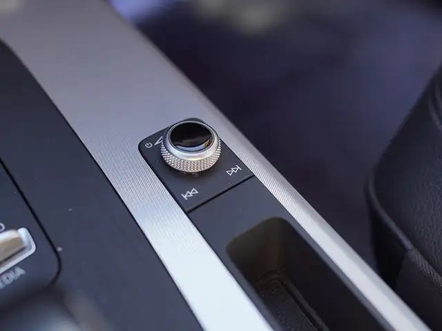 2018 Audi Q5 2.0T Progressiv, Leather Seats, Apple Carplay, Pano - Photo 31