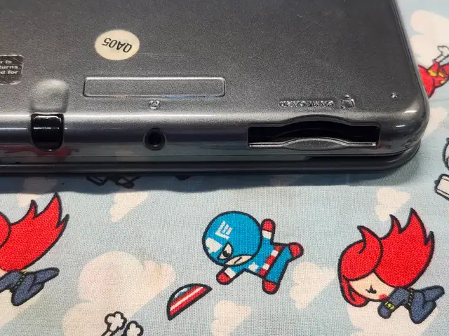 Nintendo 3DS XL - Dark Grey - With Stylus (#2864) - Photo 8