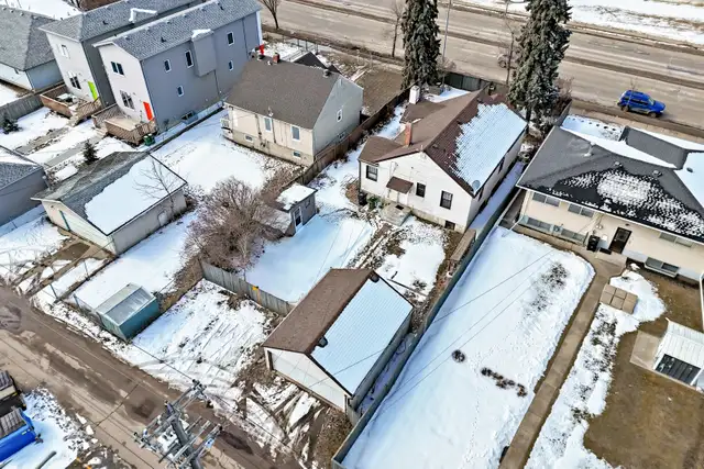 50’ x 139’ INFILL OPPORTUNITY  BUILD | HOLD | INVEST! Edmonton - Photo 2