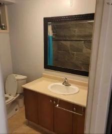 BEAUTIFULL  1 Bed  and 1 bath Apartment 8 feet ceiling