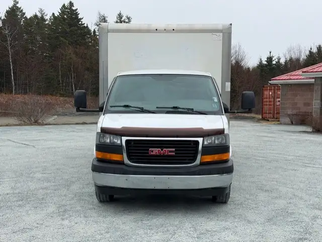 2017 GMC SAVANA CUTAWAY 3500 - Photo 3