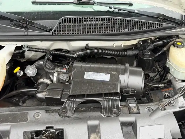 2017 GMC SAVANA CUTAWAY 3500 - Photo 13