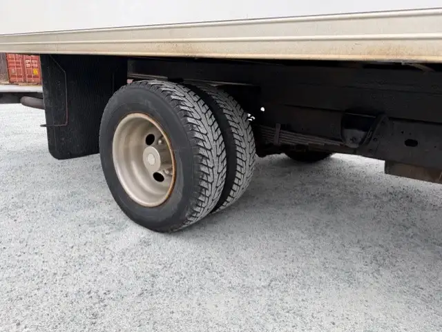 2017 GMC SAVANA CUTAWAY 3500 - Photo 15