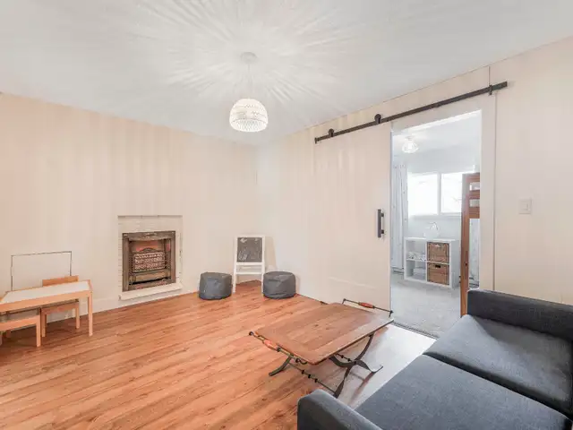 Lake House! 45 mins from YEG! 5 Bedrooms Airbnb running well! - Photo 6