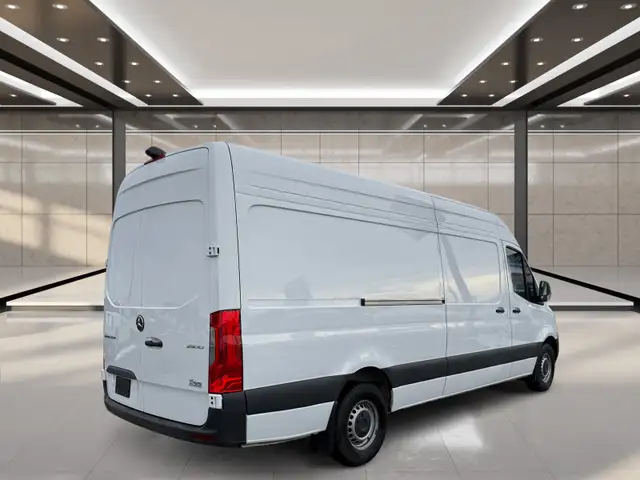 2025 Mercedes-Benz Sprinter 2500 High Roof I4 Diesel 170' - Photo 3